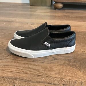 Unisex VANS black leather perforated slip on sneakers, 7 Men’s / 8.5 women’s